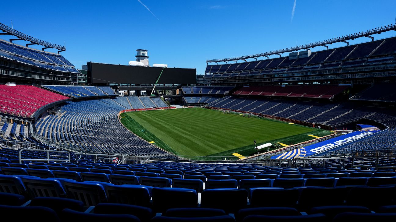 NFL球场变身世界杯草皮：11座主办场馆改造全解析